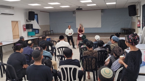 קיימנו השבוע מפגש מיצוי זכויות לבני המנשה בעיר (4).jpeg